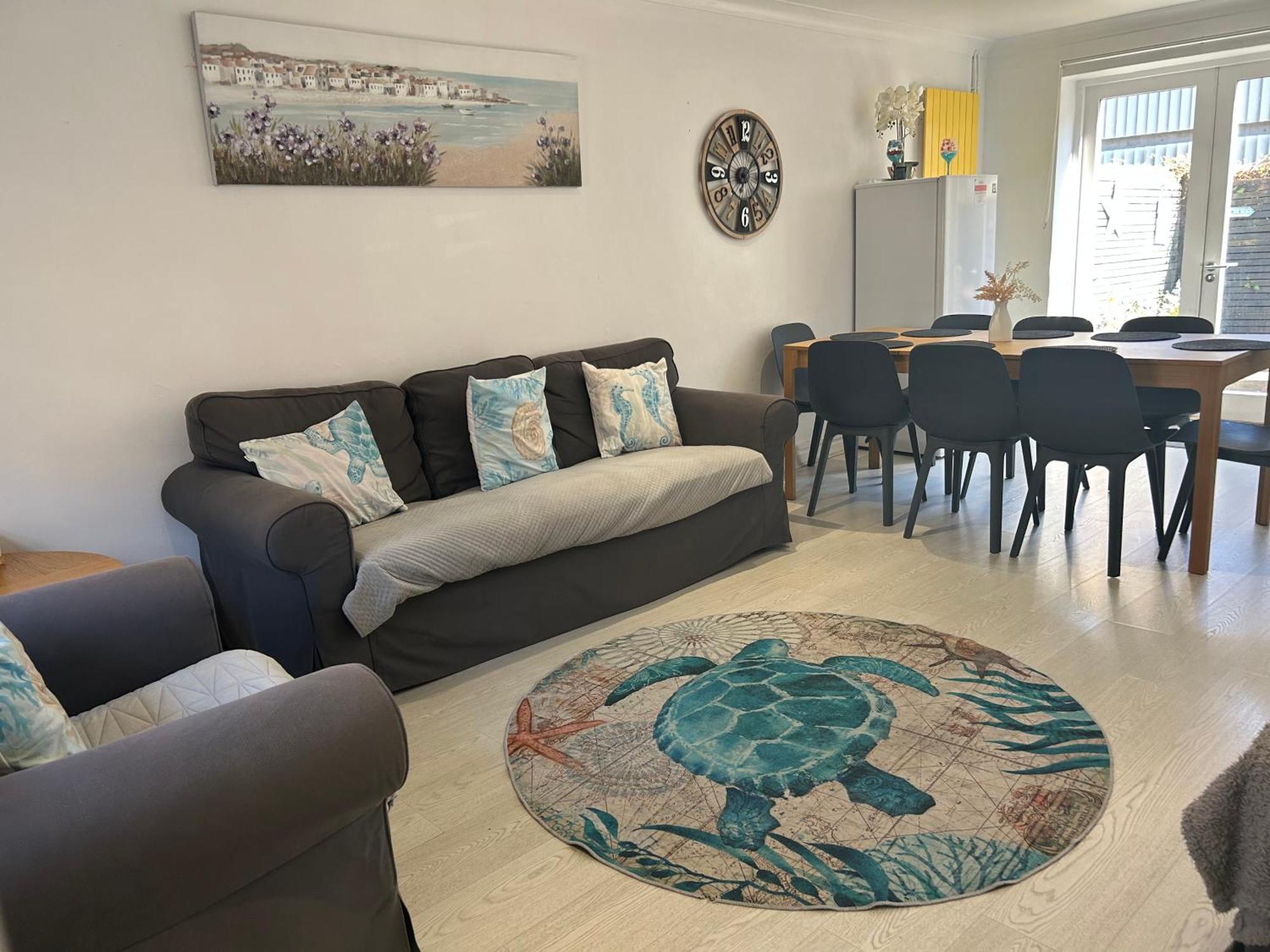 With Free Parking Holiday home *